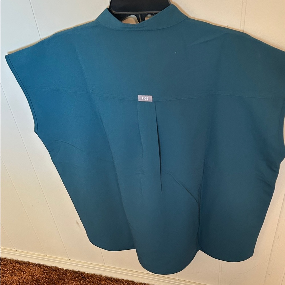 Figs Women's Rafaela Scrub top - Picture 5 of 5